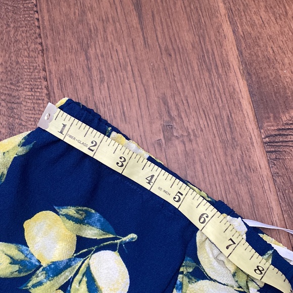 New lemon design blouse - Picture 7 of 7